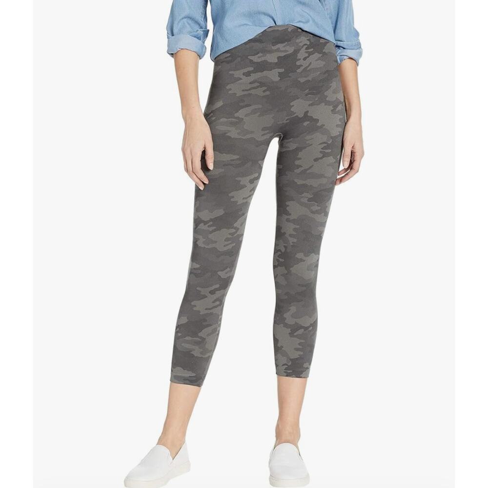 SPANX Look at Me Now Cropped Seamless Leggings Olive‎ Green Camo Large